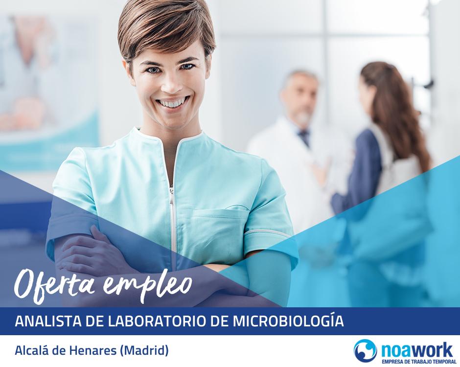 Analista de laboratorio de microbiología