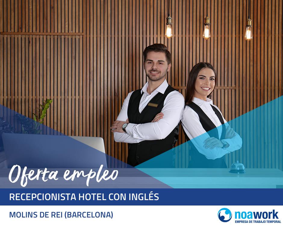 Recepcionista hotel con inglés