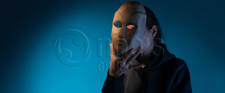 sindrome_del_impostor_trabajo_gruponoas_blog